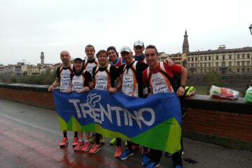 FIRENZE MARATHON: 11 atletazzi super Ezio 2h55 Cec 2h59 Andrea 3h06