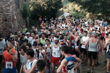 01/07/2015 Calcare Vertical Race: DEBIASI e BAMPI VINCONO LA PRIMA EDIZIONE DELLA VERTICAL CALCARE RACE – 180 PARTENTI E’ RECORD