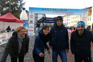SANTA KLAUS RUNNING: MATTEO VECCHIETTI 6° ASSOLUTOOOOO !!! AVDC IN ALTOOOOO !!!! DANIELA 9^ di cat. , ALICE e GIUSEPPE !!! ILARIA NELLA 10K !!! UNA SUPER AVDC !!!! NATALIZIAAAA
