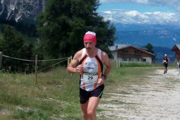MEZZA MARATONA ALPE DI SIUSI: PAOLINO DEAVI 10° di cat. e SUPER AVDC CE’E’E’E’E’E’E !!!!! MEZZA MARATONA ALPE DI SIUSI: PAOLINO DEAVI 10° di cat. e SUPER AVDC CE’E’E’E’E’E’E !!!!!