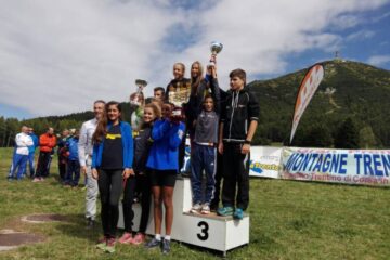 CAMPIONATO PROVINCIALE DI SOCIETA’ DI CORSA IN MONTAGNA: 6° POSTO e 4° NEGLI SCOIATTOLI PER LA NOSTRA MITICA AVDC !! 5 MEDAGLIE D’ORO – 1 ARGENTO e 1 BRONZO … SCORPACCIATA AVDC !!