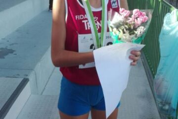 ARGE ALP : ANGELA MATTEVI MEDAGLIA DI BRONZO NEI 3000m !!! ; e poi i CDS ALLIEVI A BOLZANO : super GIANLUCA 3’40 nei 1200sp. e PB STEFANIA 5’02 nei 1500m; SUPER AVDCgiovani !!!!