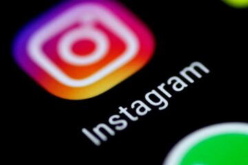 INSTAGRAM cercaci e piacciamoci :-) AVDC PRESENTEEEEE !!!!! 🧡🖤😍👆