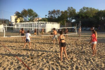 TUTTI AL MARE : ANCHE QUEST’ANNO LA CAROVANA AVDC IN RITIRO/VACANZA ESTIVA 😎🧡🖤 LE FOTO TUTTI AL MARE : ANCHE QUEST’ANNO LA CAROVANA AVDC IN RITIRO/VACANZA ESTIVA 😎🧡🖤 LE FOTO
