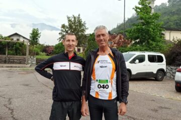 LA SCROZADA del Monte Lefre: GABRIELE e LINDA I PRIMI SUL LEFRE .. RIENTRO BUFFA .. UN PIACERISSIMOOO 🧡🖤 Bravissimi Andrea, Matteo, Michele e Roberto