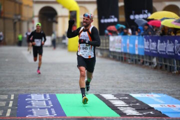 16ª Giulietta e Romeo Half Marathon: BEN 9 ATLETAZZI TUTTI DA RECORD 🧡🖤 SPETTACOLO CHRISTIAN PAOLAZZI 1h14.55 – ALESSIO e EZIO per il podio AVDCNIANOOOO 😍🧡🖤💪 16ª Giulietta e Romeo Half Marathon: BEN 9 ATLETAZZI TUTTI DA RECORD 🧡🖤 SPETTACOLO CHRISTIAN PAOLAZZI 1h14.55 – ALESSIO e EZIO per il podio AVDCNIANOOOO 😍🧡🖤💪