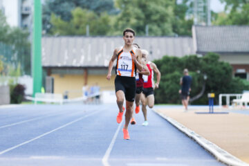 Pietro Pellegrini Domina i 3000m e Conquista il Gran Premio del Mezzofondo! Valerio e Kevin argento e bronzo al GPMezzofondo cadetti Pietro Pellegrini Domina i 3000m e Conquista il Gran Premio del Mezzofondo! Valerio e Kevin argento e bronzo al GPMezzofondo cadetti